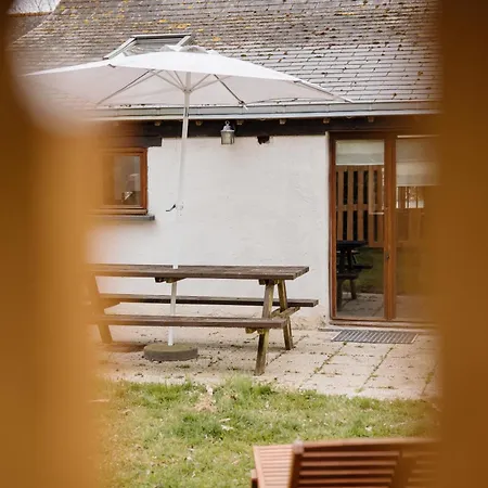 Holiday home Les De La Cour Au Mercier