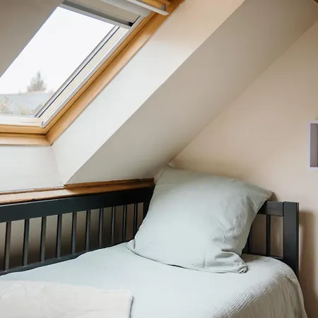 Les De La Cour Au Mercier Holiday home