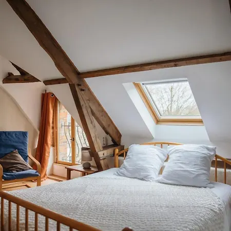 Les De La Cour Au Mercier Holiday home Teillay
